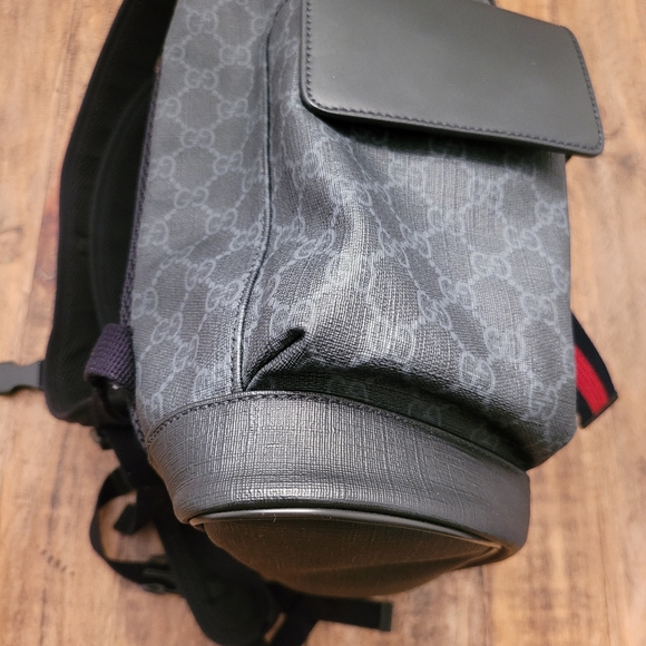 GUCCI Black/Grey Supreme Canvas Backpack- available in store $2,250 + tax - Picture 3 of 13